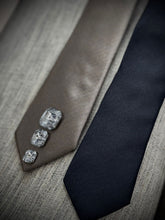 Cargar imagen en el visor de la galería, Luis Antonio Classic Ties
