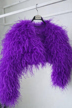 Cargar imagen en el visor de la galería, Ostrich Feather Jacket
