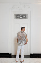 Cargar imagen en el visor de la galería, Mirror Glow Shirt