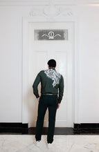 Cargar imagen en el visor de la galería, Emerald Signature Shirt