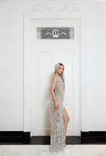 Cargar imagen en el visor de la galería, Crystal Silhouette Gown