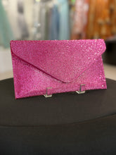 Cargar imagen en el visor de la galería, Rhinestone envelopes