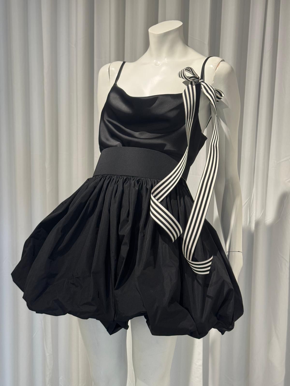 Black Bubble Skirt – Luis Antonio