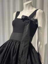 Cargar imagen en el visor de la galería, All Black Bodysuit with Ribbon