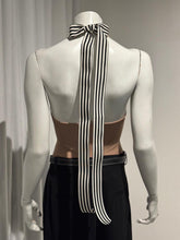 Cargar imagen en el visor de la galería, Nude Bodysuit with Striped Ribbon