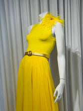 Cargar imagen en el visor de la galería, Long Draped Yellow Skirt