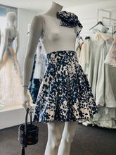 Cargar imagen en el visor de la galería, Bow Reverie Bodysuit — White or Black Bodysuit with Taffeta Bow