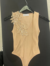 Cargar imagen en el visor de la galería, Petal Skin Bodysuit in different colors
