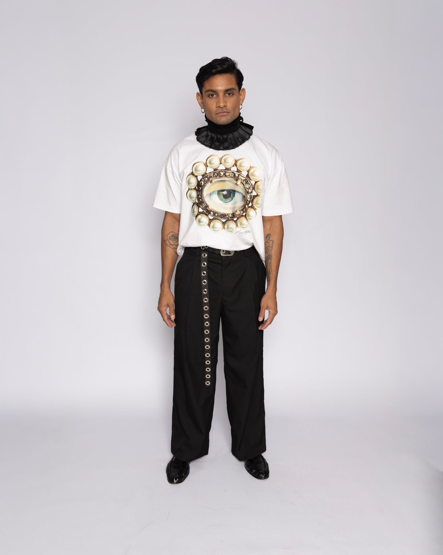 The Pearl Eye Tee (white)