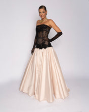Cargar imagen en el visor de la galería, Nocturne Blush Gown
