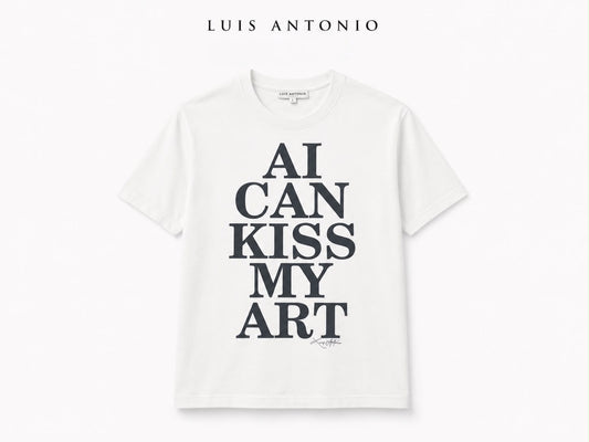 Art Kiss Tee (white)