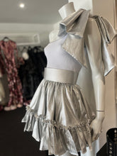 Load image into Gallery viewer, Ruffle skirt silver
