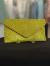 Cargar imagen en el visor de la galería, Rhinestone envelopes

