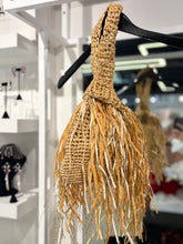 Cargar imagen en el visor de la galería, Astrid Beronica Handbags × Luis Antonio
