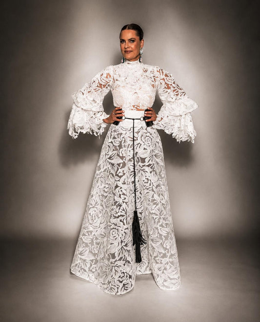 Florence Blouse and blanc jardín skirt