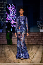 Load image into Gallery viewer, Long dress with long sleeve
