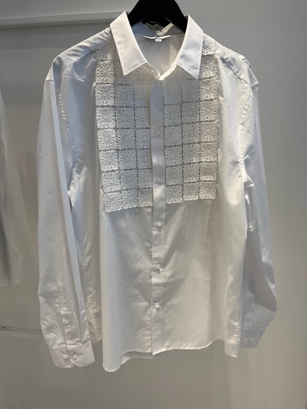 men long sleeve embroidered shirt